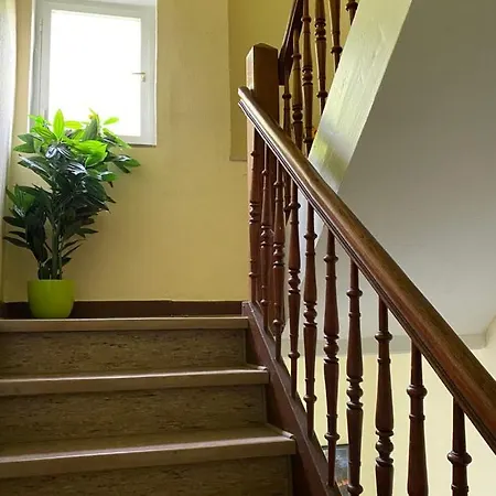 Apartment Modernes 3 Im Jugendstilhaus *